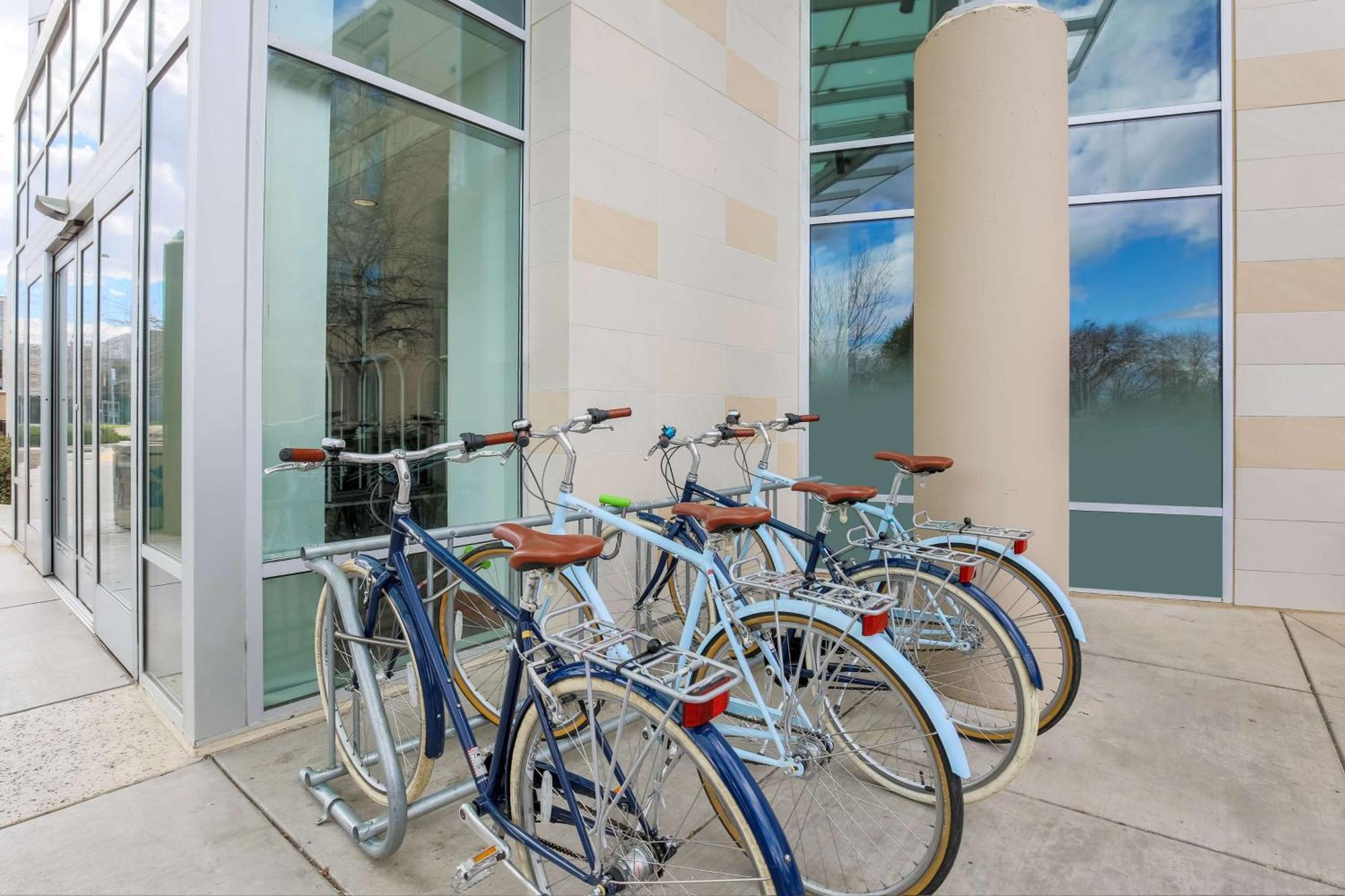 Hyatt Place Uc Davis Eksteriør billede